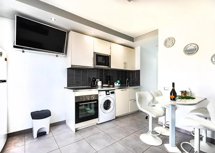 Sunshine San Valentin